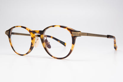 Nathan Dutil Eyewear Lifestyle and fashion Japan eyewear