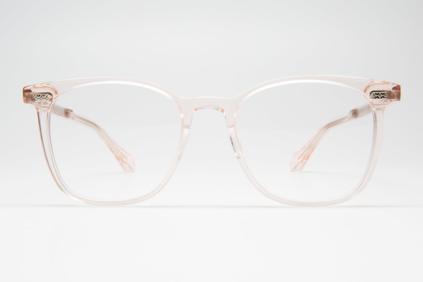 Beasley Dutil Eyewear Lifestyle Fashion Eyeglasses Canada